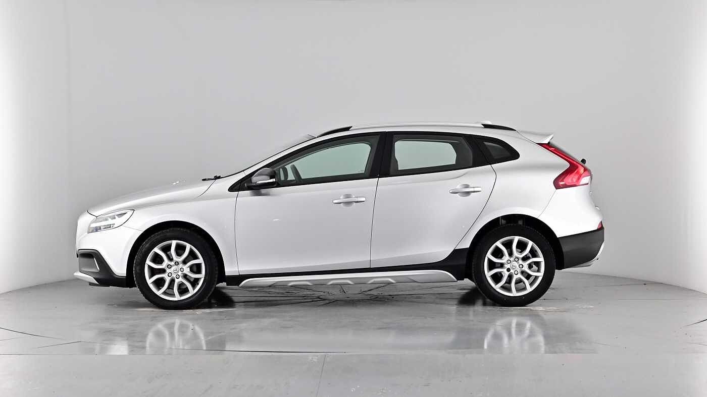 Used Volvo V40 2019 for sale - 76172297: Photo 23