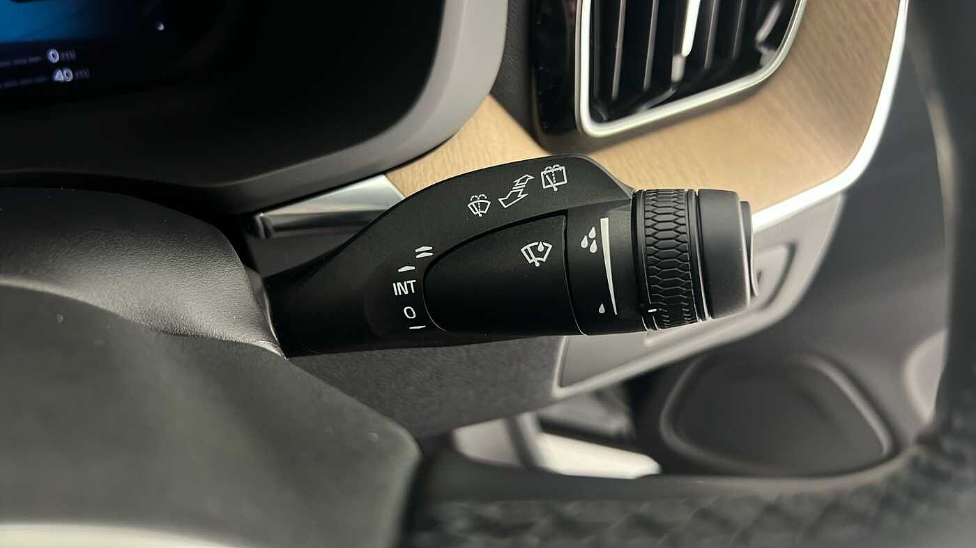 Used Volvo XC60 2026 for sale - 77312384: Photo 35