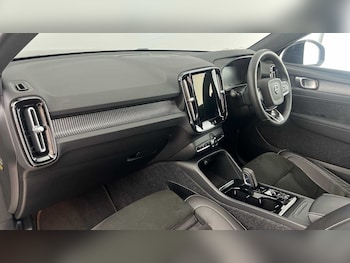 Used Volvo XC40 2022 for sale - 79284449: Photo
