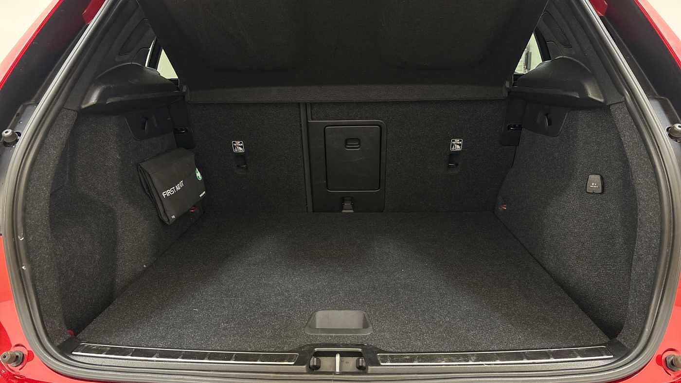 Used Volvo XC40 2021 for sale - 76494096: Photo 14