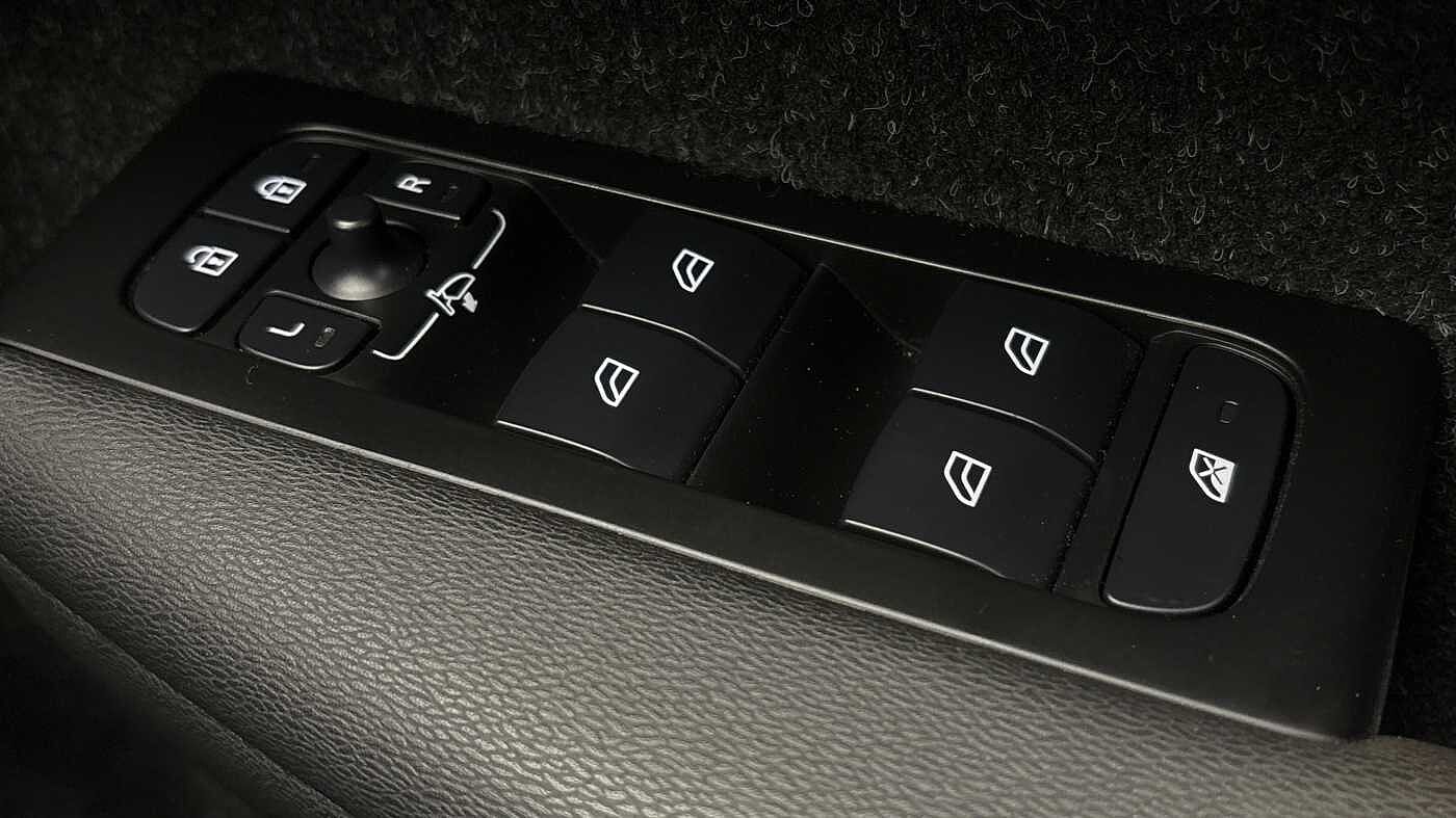 Used Volvo XC40 2021 for sale - 76494096: Photo 24