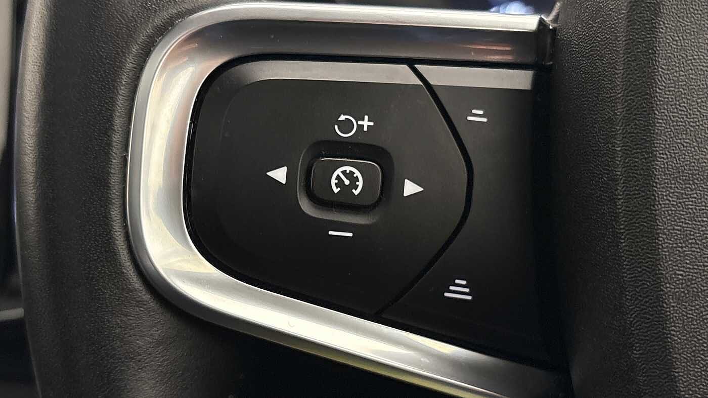 Used Volvo XC40 2021 for sale - 76494096: Photo 30