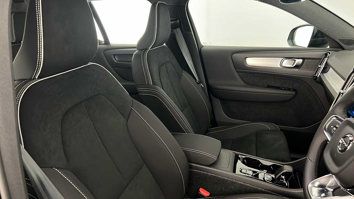 Used Volvo XC40 2025 for sale - 77151424: Photo 34