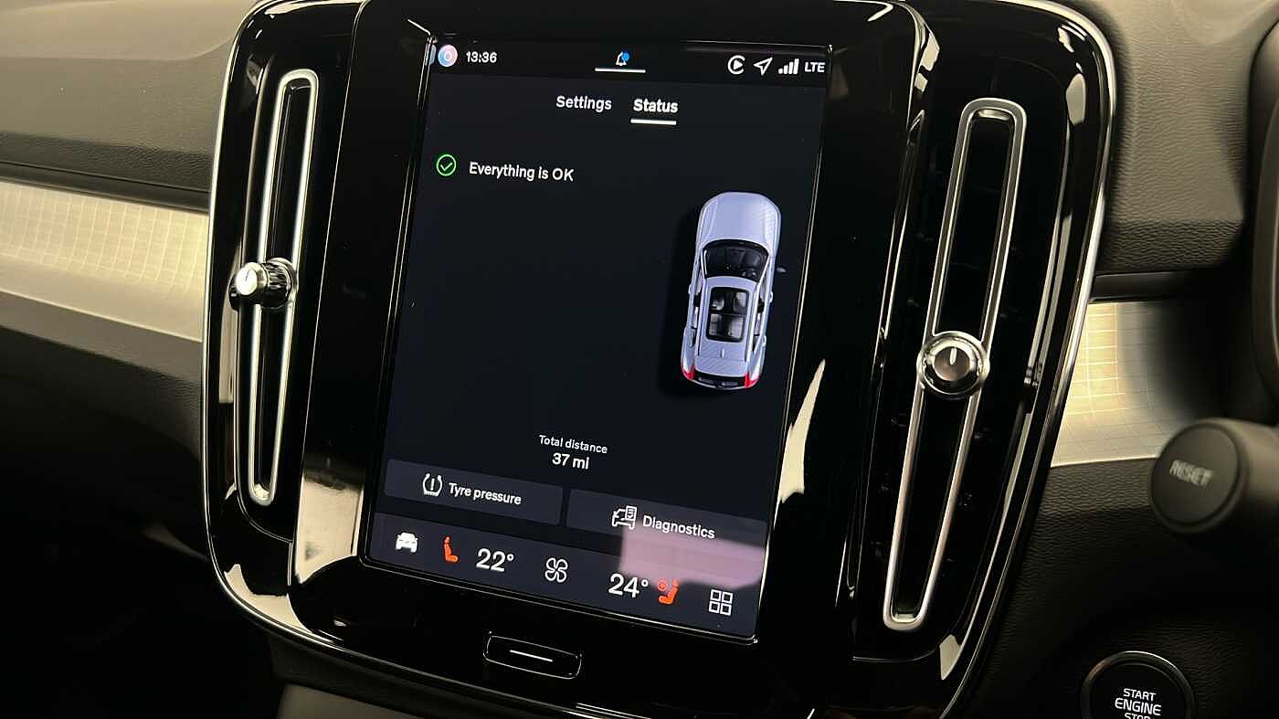 Used Volvo XC40 2025 for sale - 77151424: Photo 43