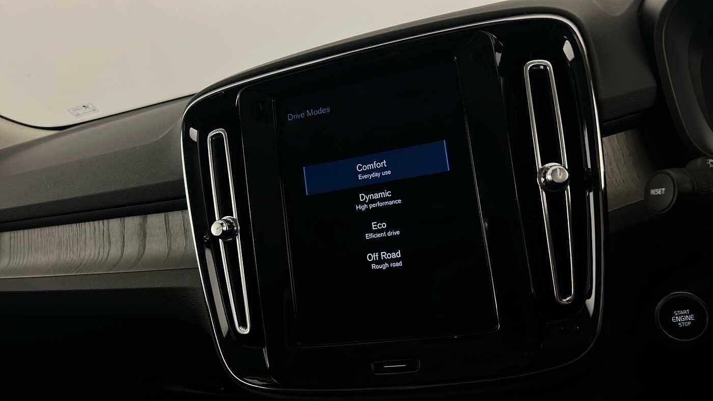 Used Volvo XC40 2020 for sale - 77035867: Photo 24