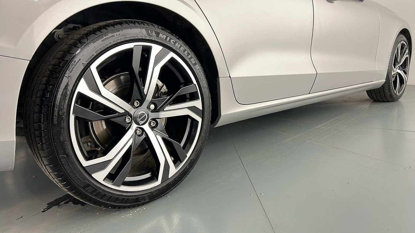 Used Volvo V60 2025 for sale - 76796385: Photo 29