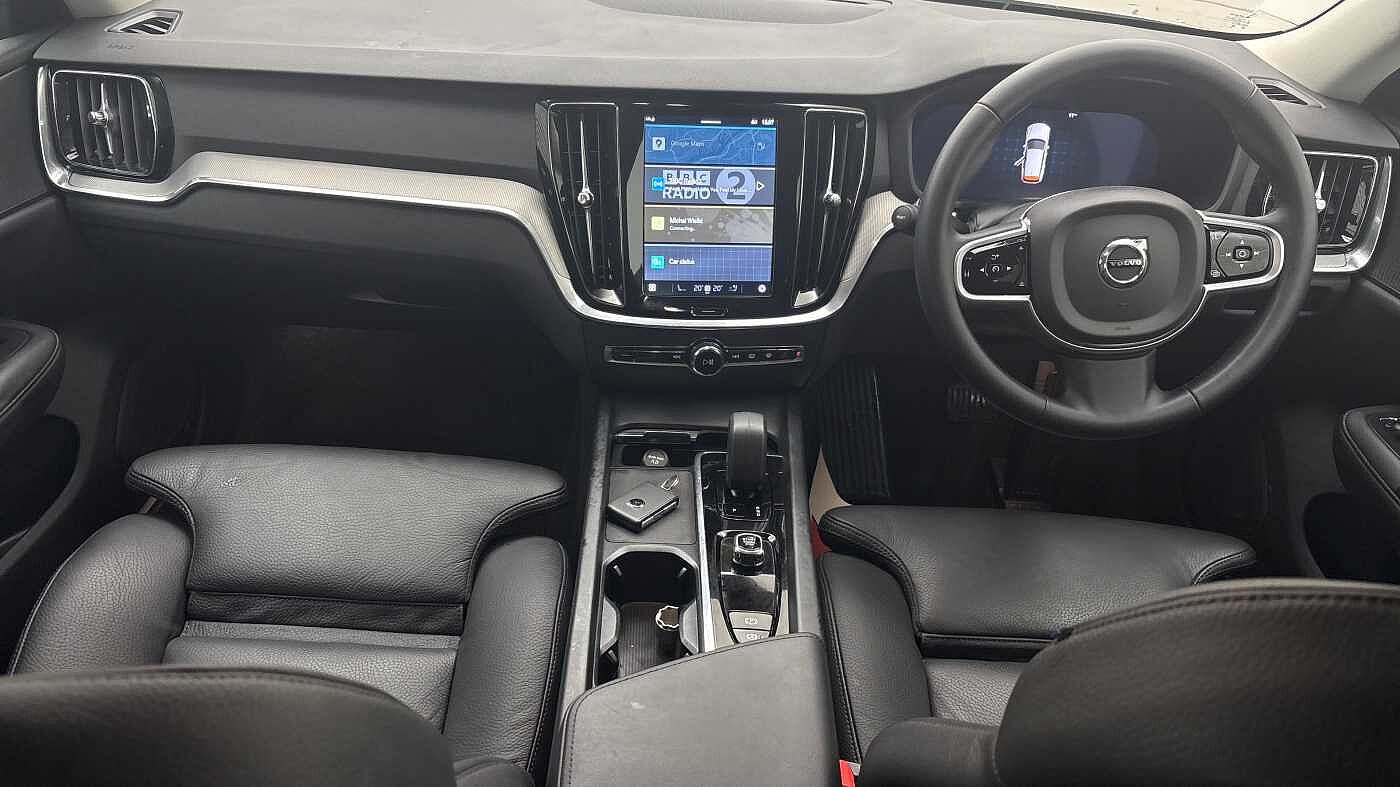 Used Volvo V60 2025 for sale - 76796385: Photo 3