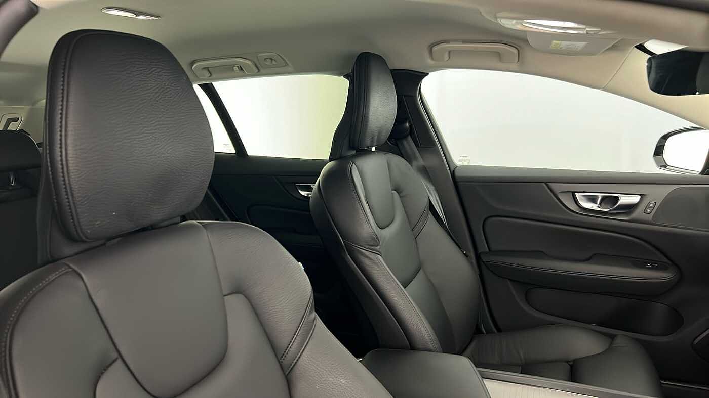 Used Volvo V60 2025 for sale - 76796385: Photo 33
