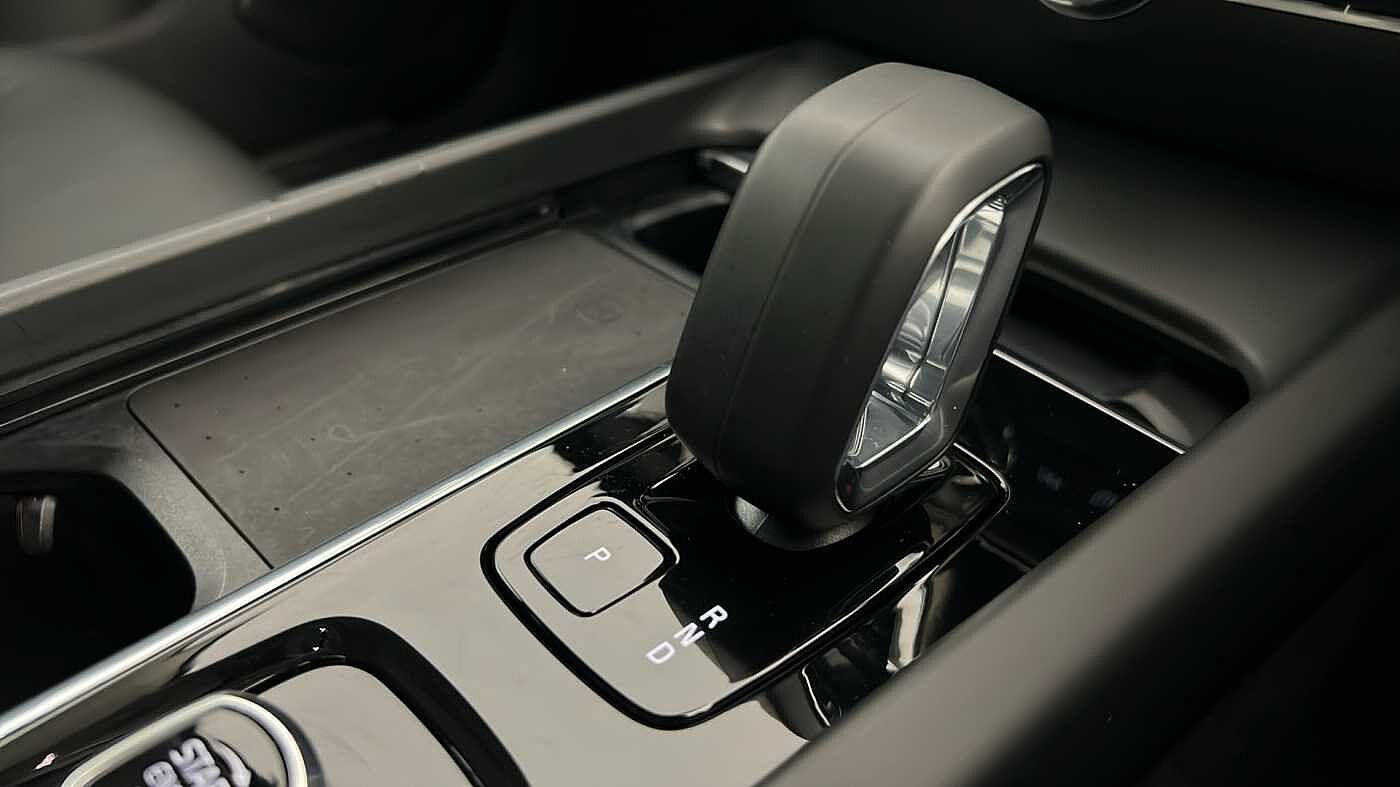 Used Volvo V60 2025 for sale - 76796385: Photo 45