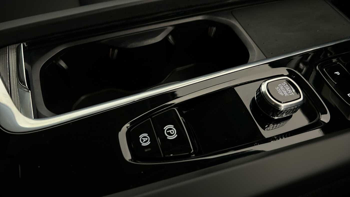 Used Volvo V60 2025 for sale - 76796385: Photo 46