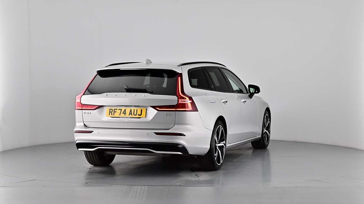 Used Volvo V60 2025 for sale - 76796385: Photo 73