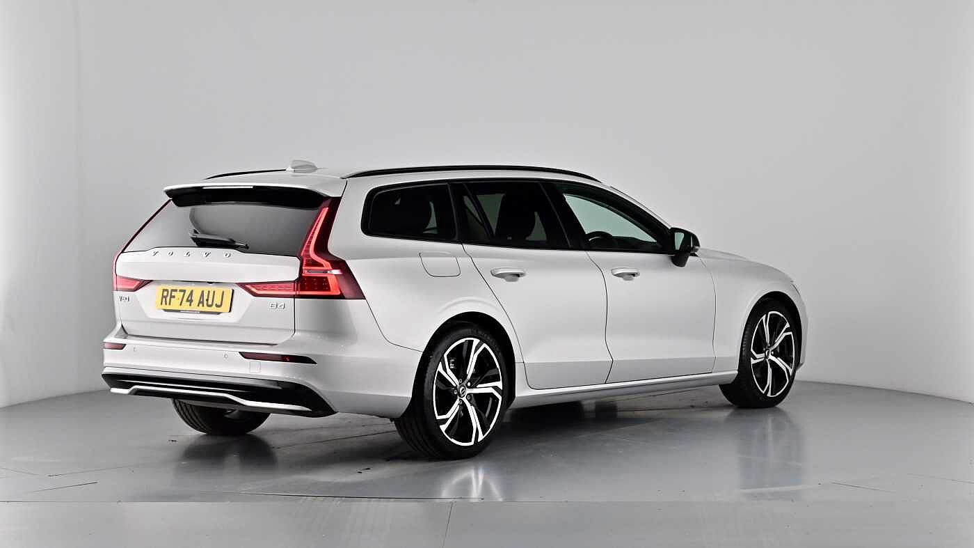Used Volvo V60 2025 for sale - 76796385: Photo 75