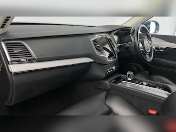 Used Volvo XC90 2021 for sale - 76479883: Photo