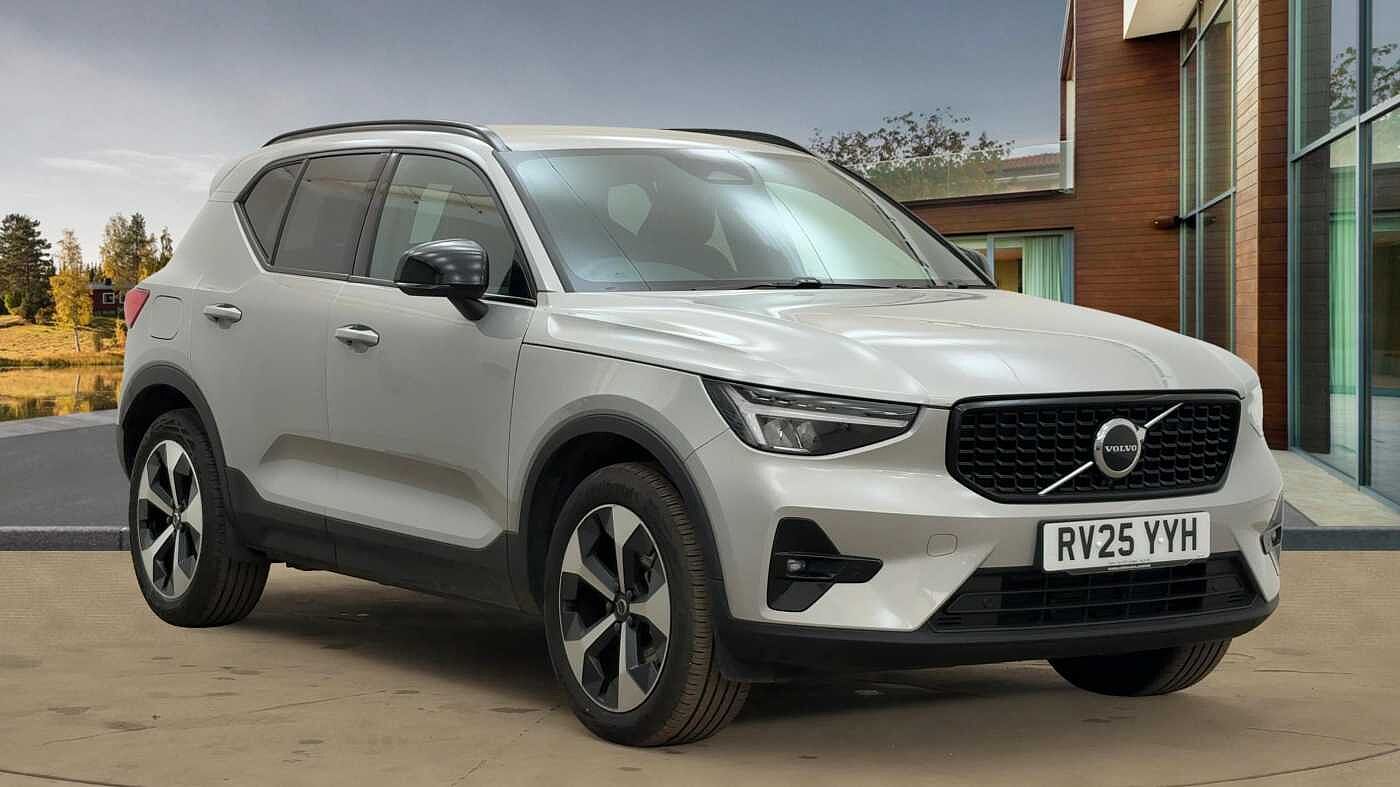 Used Volvo XC40 2025 for sale - 76796383: Photo 1