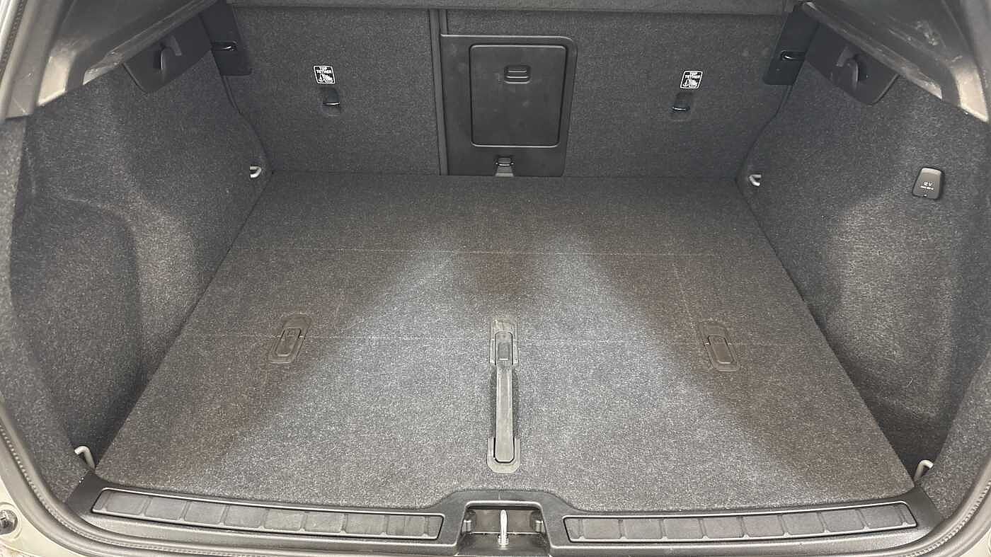 Used Volvo XC40 2025 for sale - 76796383: Photo 14