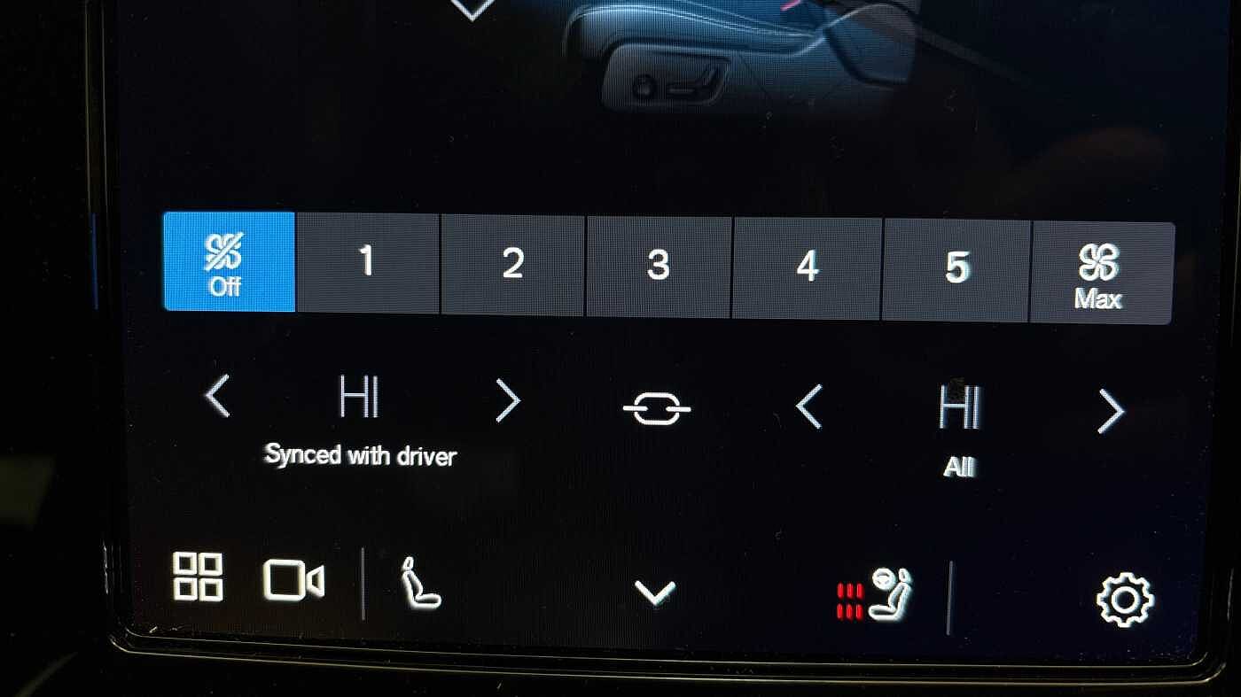 Used Volvo XC40 2025 for sale - 76796383: Photo 37