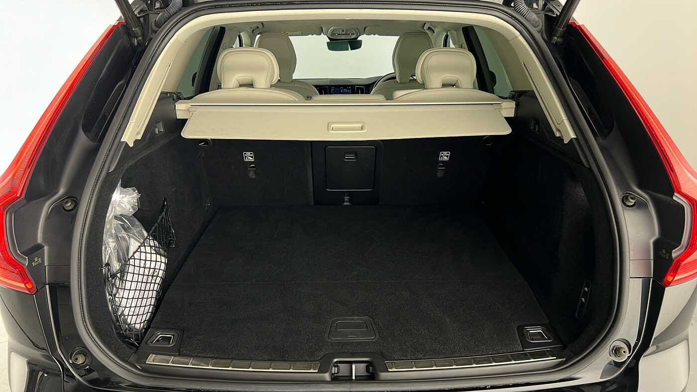 Used Volvo XC60 2022 for sale - 76630264: Photo 19