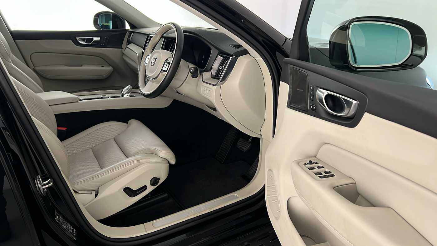 Used Volvo XC60 2022 for sale - 76630264: Photo 23