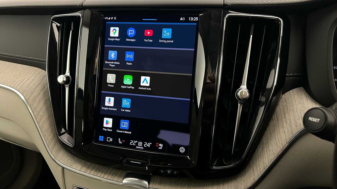 Used Volvo XC60 2022 for sale - 76630264: Photo 44