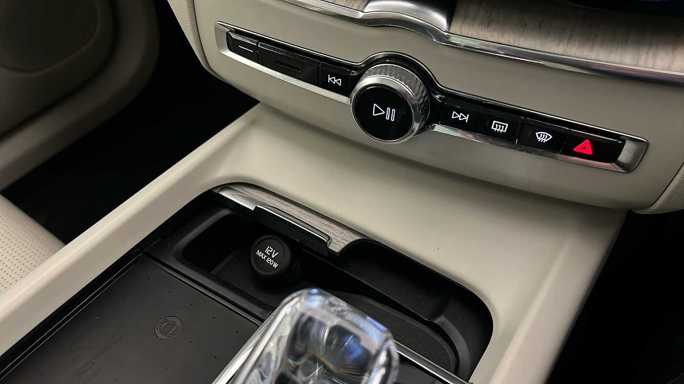 Used Volvo XC60 2022 for sale - 76630264: Photo 46