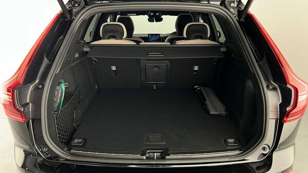 Used Volvo XC60 2025 for sale - 76312375: Photo 19