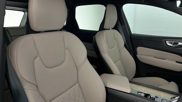 Used Volvo XC60 2025 for sale - 76312375: Photo 34