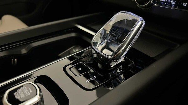 Used Volvo XC60 2025 for sale - 76312375: Photo 44
