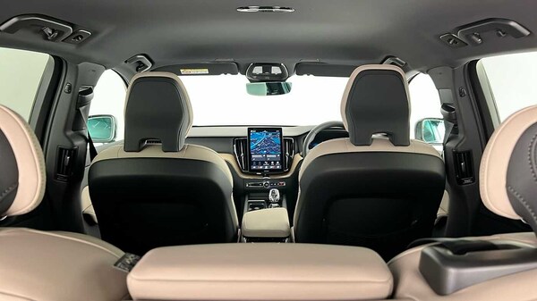 Used Volvo XC60 2025 for sale - 76312375: Photo 46