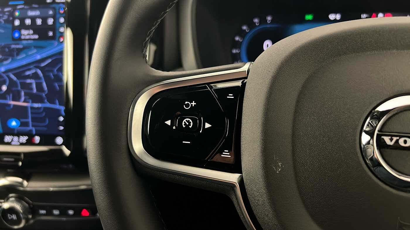 Used Volvo XC60 2024 for sale - 76780331: Photo 17