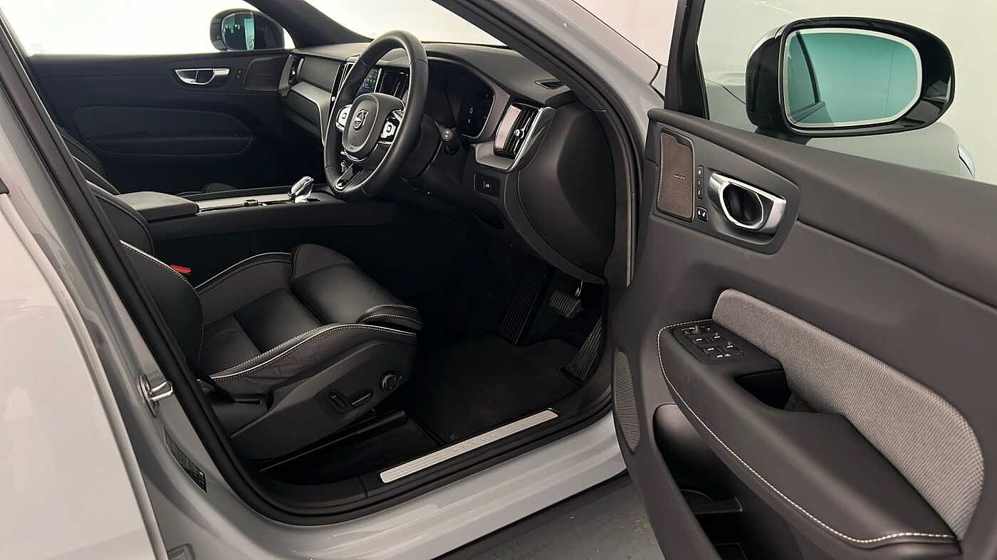 Used Volvo XC60 2024 for sale - 76780331: Photo 23