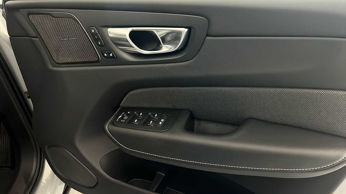 Used Volvo XC60 2024 for sale - 76780331: Photo 32