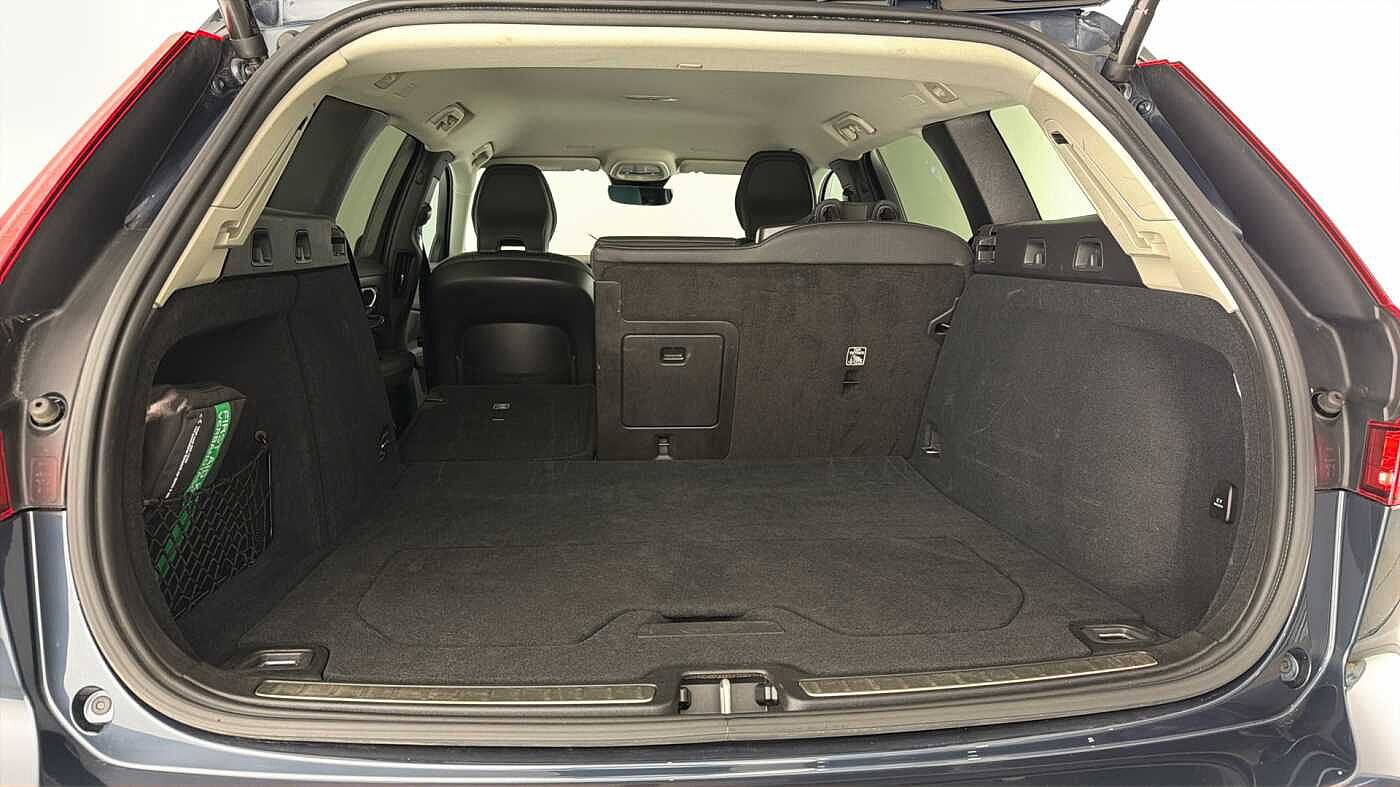 Used Volvo V60 2025 for sale - 78211992: Photo 28