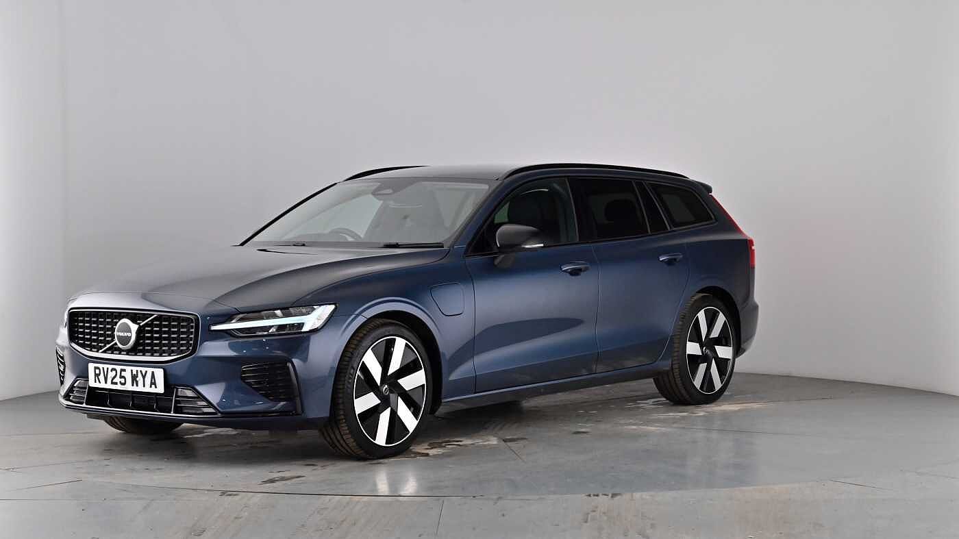 Used Volvo V60 2025 for sale - 78211992: Photo 48