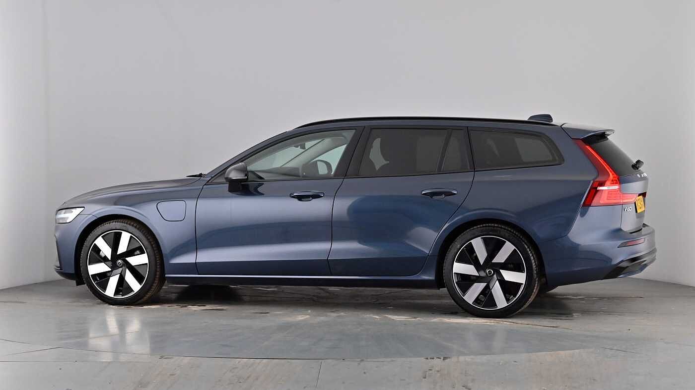 Used Volvo V60 2025 for sale - 78211992: Photo 55