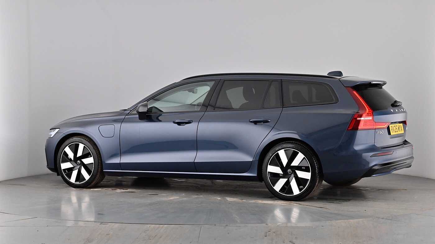 Used Volvo V60 2025 for sale - 78211992: Photo 56