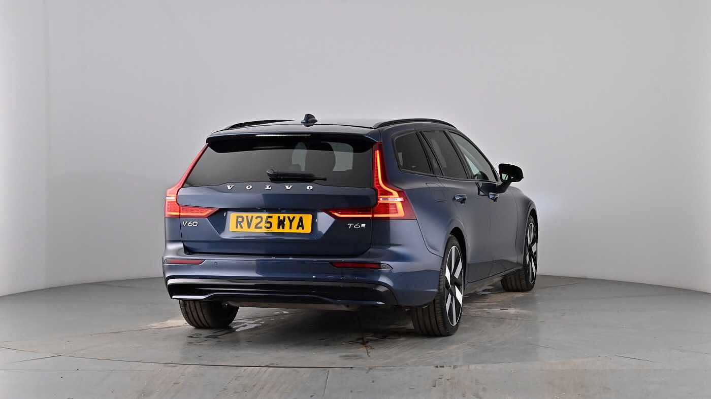 Used Volvo V60 2025 for sale - 78211992: Photo 64