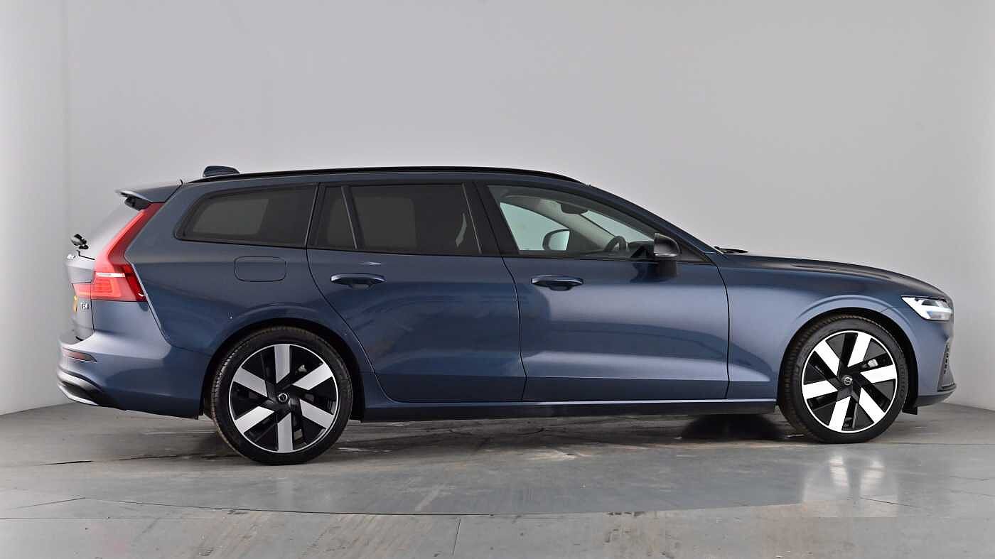 Used Volvo V60 2025 for sale - 78211992: Photo 70