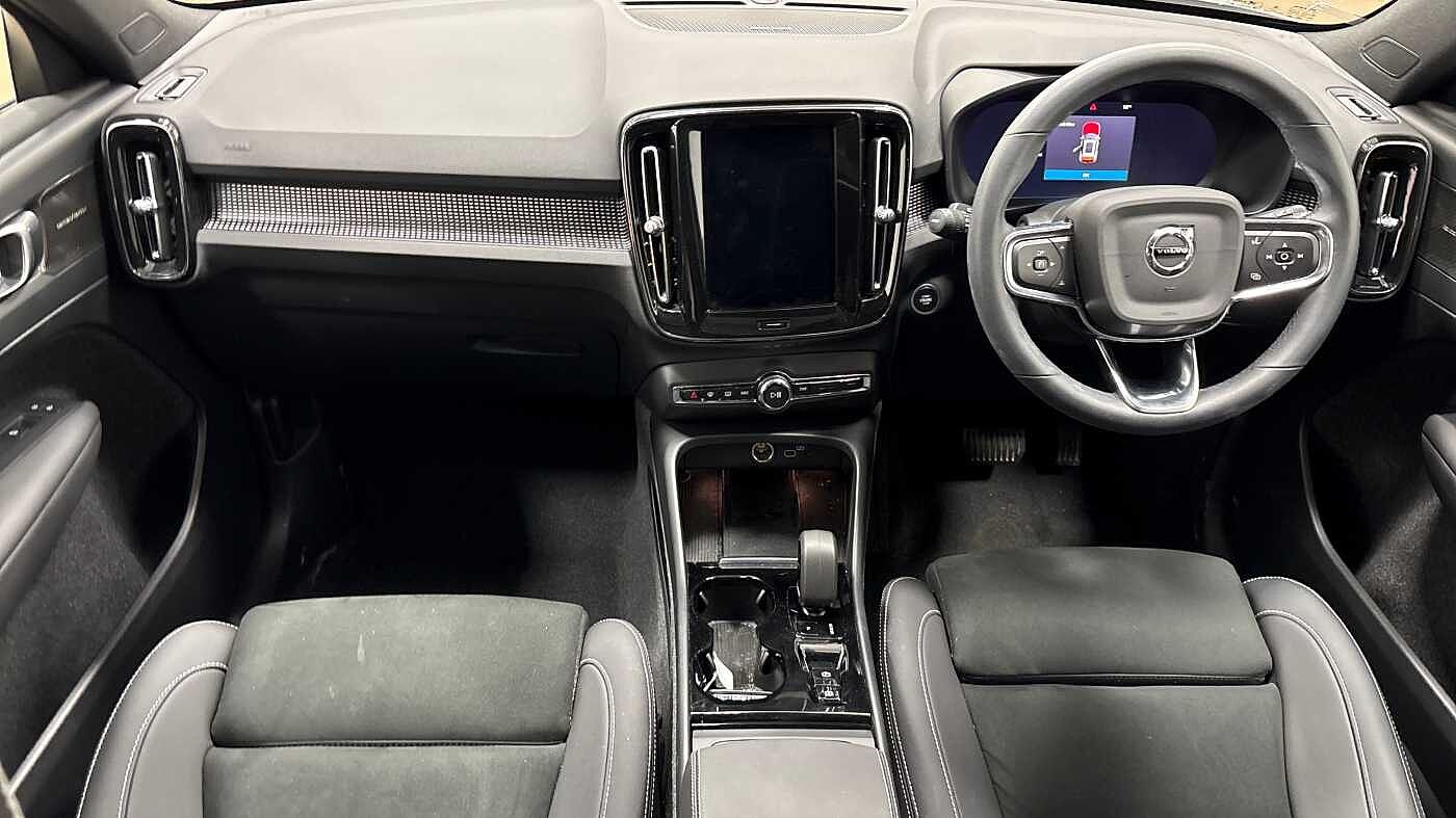 Used Volvo XC40 2023 for sale - 77366924: Photo 11