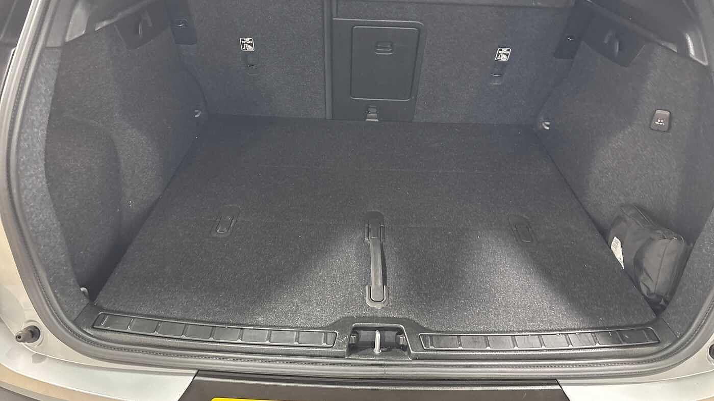 Used Volvo XC40 2023 for sale - 77366924: Photo 14