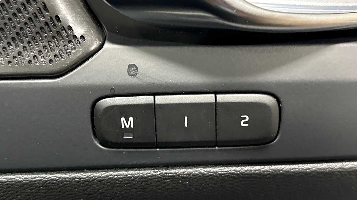 Used Volvo XC40 2023 for sale - 77366924: Photo 22