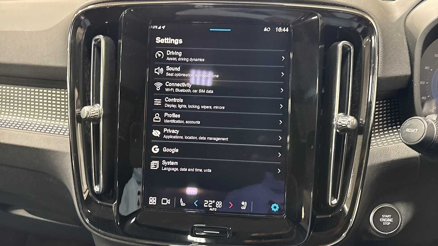 Used Volvo XC40 2023 for sale - 77366924: Photo 29