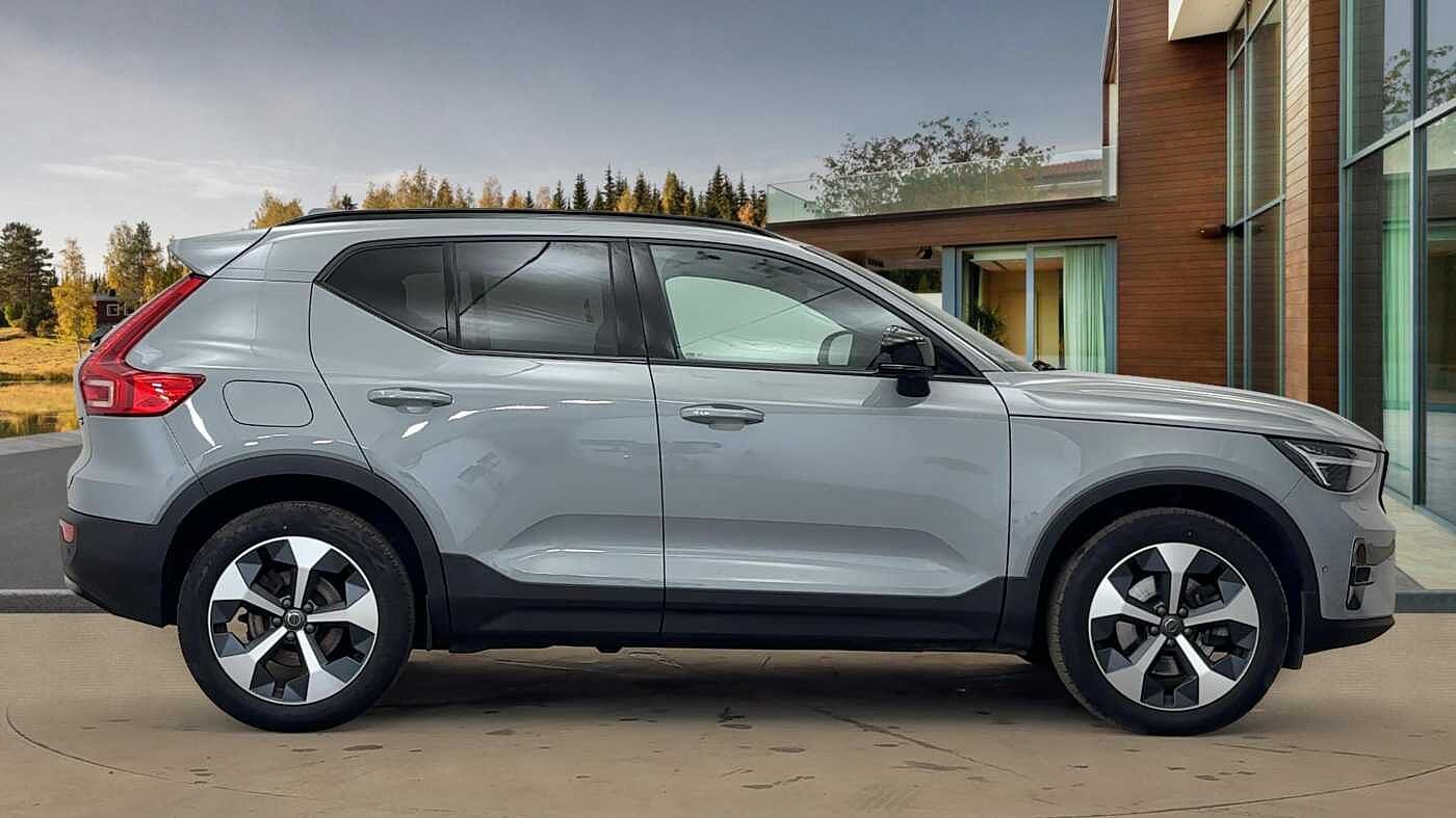 Used Volvo XC40 2023 for sale - 77366924: Photo 3