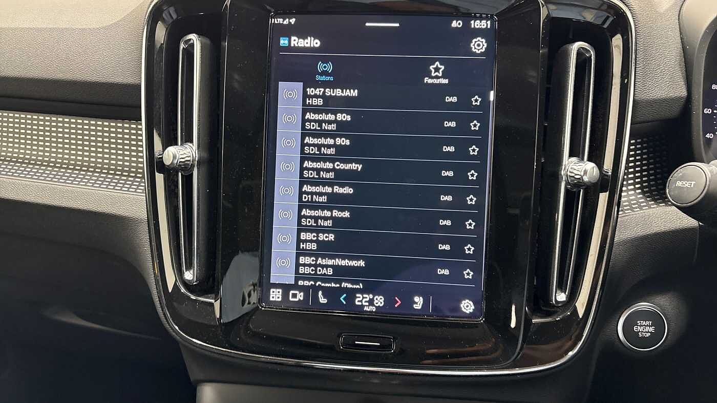 Used Volvo XC40 2023 for sale - 77366924: Photo 31