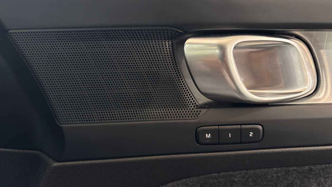 Used Volvo XC40 2025 for sale - 77235507: Photo 45