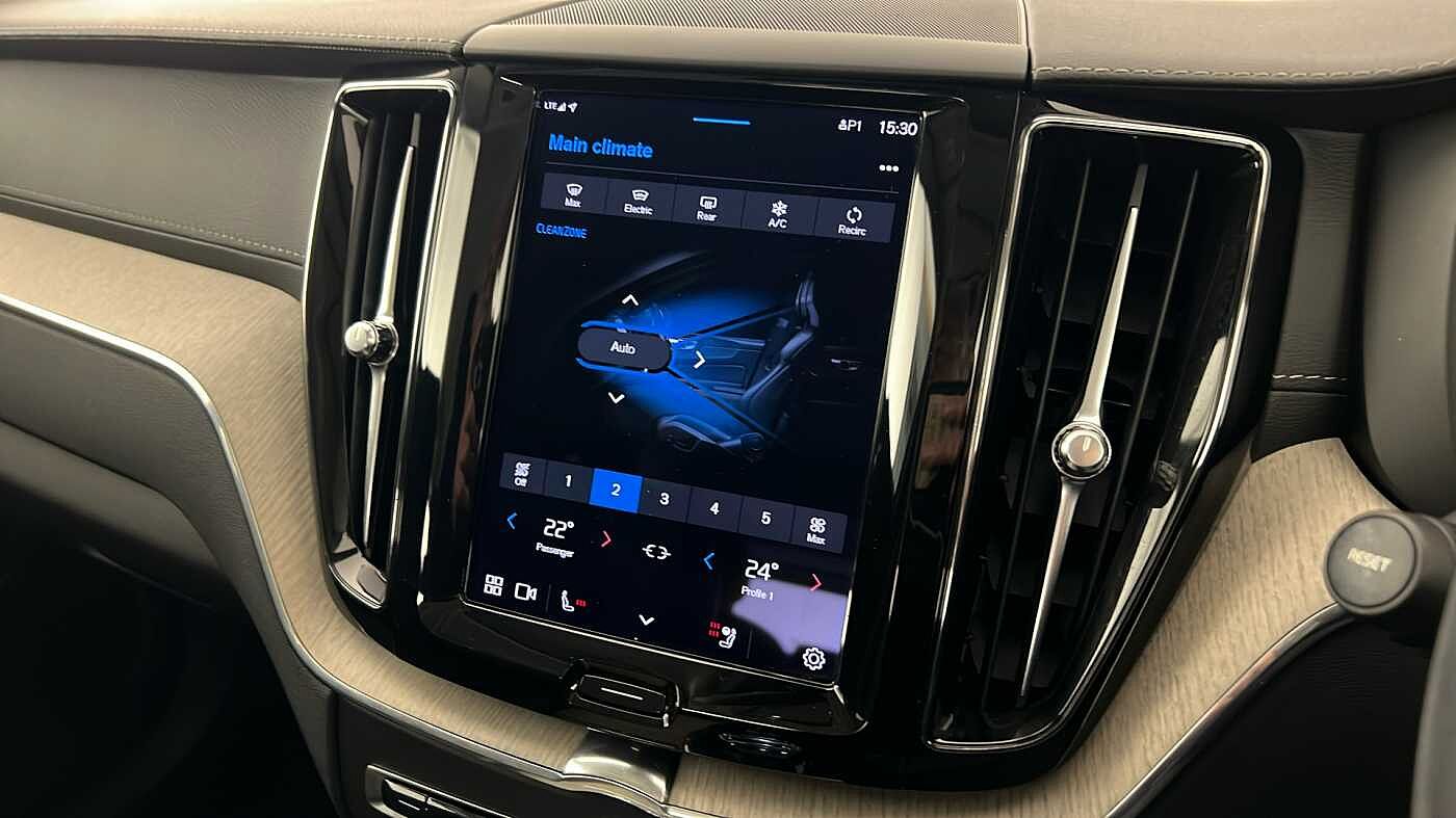 Used Volvo XC60 2022 for sale - 76640212: Photo 16