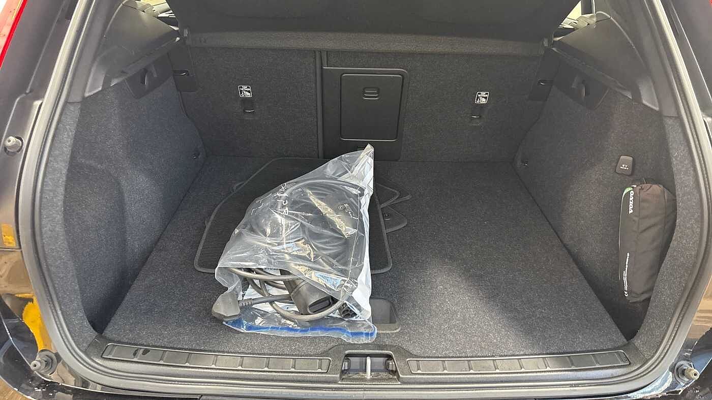 Used Volvo XC40 2022 for sale - 77366926: Photo 11