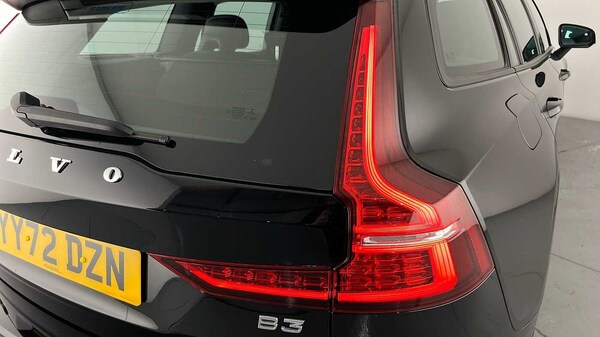Used Volvo V60 2022 for sale - 76344041: Photo 26