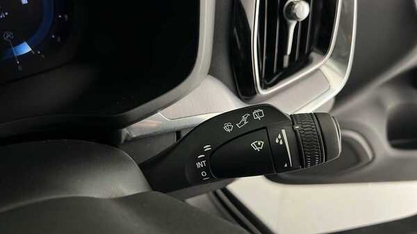 Used Volvo V60 2022 for sale - 76344041: Photo 27