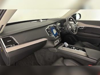 Used Volvo XC90 2024 for sale - 77434889: Photo