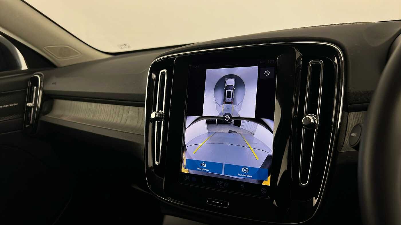 Used Volvo XC40 2025 for sale - 77013086: Photo 24